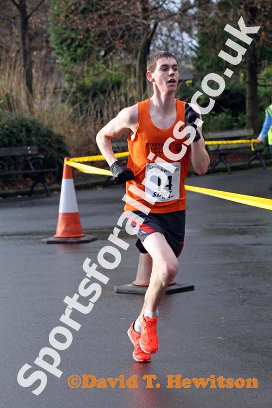 James Askew (Durham City) finished 2nd in the Ronnie Walker Saltwell 10k Road Race, Gateshead. Photo: David T. Hewitson/Sports for All Pics